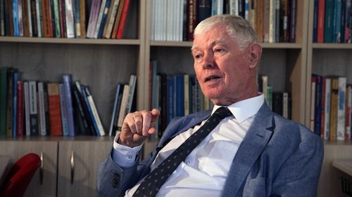 VIDEO Cum a pătruns Dennis Deletant în tainele Securității și ce spune despre prezidențiabilii din politica românească / Istoricul britanic cu cetățenie română: „Sigur că o să votez”