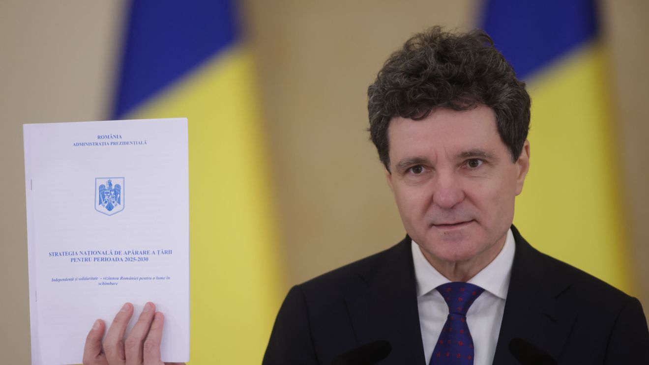 Prima înfrângere pentru Nicușor Dan în Parlament după eșecul candidatului pe care l-a susținut la București: Senatul a respins cu un vot covârșitor PSD-PNL-USR-UDMR obiecțiile președintelui la proiectul privind combaterea extremismului, doar extremiștii din AUR l-au susținut