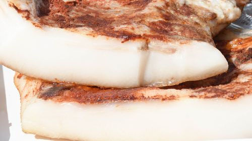 Șeful ANPC despre interzicerea etichetei nutriscore: Cei din nordul țării consumă slănină. Conform nutriscore, slănina are cel puțin litera D / ANPC anunța inițial că etichetele  cu nutriscore dispar din 1 noiembrie. Acum spune că data nu e stabilită, deși producătorii șterg deja etichetele