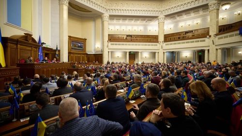 Parlamentul Ucrainei i-a demis pe miniştrii Galuşcenko şi Grinciuk pe fondul scandalului de corupţie din sectorul energiei