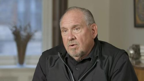 Cunoscut epidemiolog american implicat în eradicarea definitivă a variolei pledează astăzi pentru testarea aleatorie, masivă a populației pentru coronavirus: Fără ea, vedem doar vârful aisbergului, șeptimea de deasupra apei