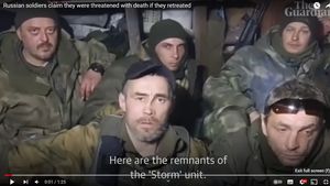 VIDEO Soldații ruși își acuză comandanții că au folosit "trupe de barieră" pentru a-i împiedica să se retragă: "Comandanții noștri sunt o organizație criminală"