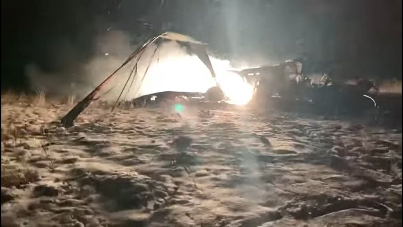 BREAKING Un avion MiG 21 LanceR s-a prăbușit în județul Constanța, pilotul a fost găsit mort/ Video: Elicopterul care a plecat în căutarea avionului s-a prăbușit. Șapte militari au decedat