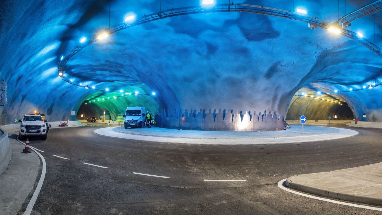Cum arată tunelurile subacvatice care conectează insule îndepărtate la jumătatea distanței dintre Islanda și Scoția