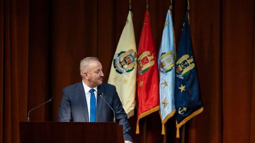 Dâncu, criticat dur în presa maghiară: Reacția fără rușine a ministrului român al apărării / În opinia lui, furtul de combustibil face parte din cultura lor