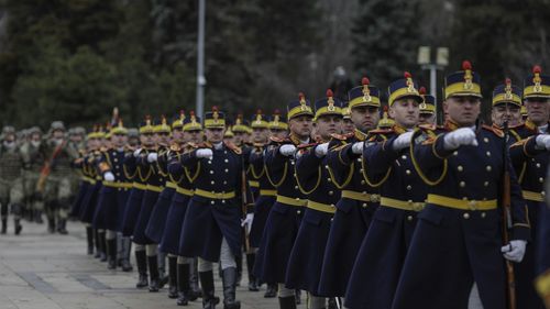 Unde merg liderii politici de Ziua Unirii Principatelor: Iohannis și Ciolacu la „Mormântul Ostașului Necunoscut” din București, fără public / Ciucă la Iași, cu liderii locali PNL judecați pentru corupție / AUR face marș la Iași / Alianța Dreapta Unită - tot în capitala Moldovei