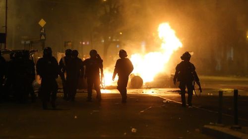 Poliţia Capitalei: 19 persoane audiate în legătură cu violenţele de vineri din Piaţa Victoriei