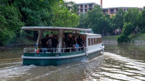 Vaporașele revin pe Bega din martie. Primăria Timișoara analizează achiziția de ambarcațiuni electrice