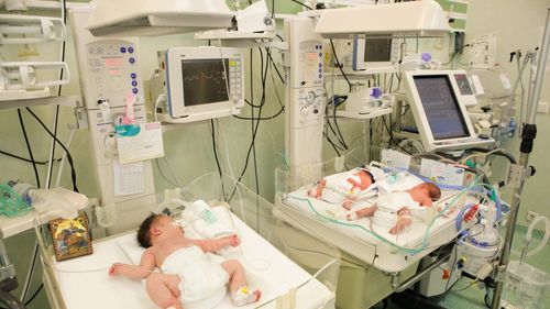 Măsuri speciale de reorganizare la Maternitatea Odobescu din Timișoara/ Bebelușii depistați pozitiv pentru coronavirus vor fi testați din nou