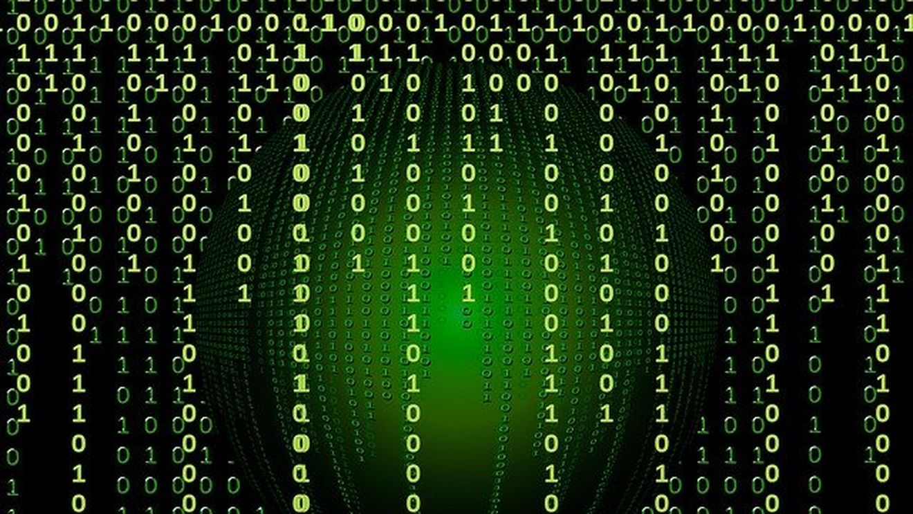 STUDIU În 2245, jumătate din greutatea Pământului ar putea fi reprezentată de datele digitale