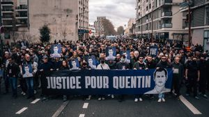 Marș cu mii de persoane la Lyon, după uciderea unui activist de extremă dreapta / Quentin Deranque a atacat de un grup radical de stânga/ S-a scandat  „Justiție pentru Quentin” și „Antifa asasin”