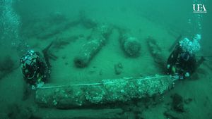 VIDEO Cercetătorii britanici au anunțat descoperirea, ținută în secret timp de 15 ani, a unui vas de război englez, vechi de 340 de ani