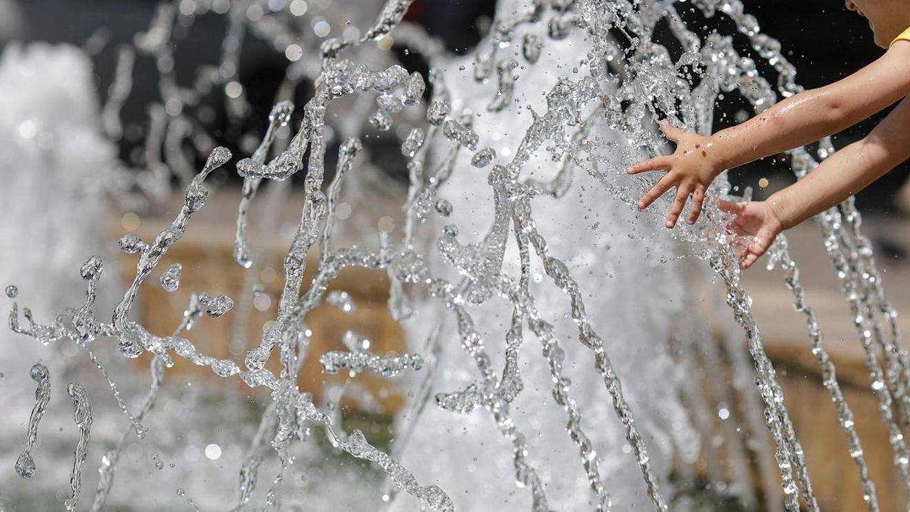 METEO: Cod galben de caniculă, sâmbătă, în Banat, Crişana, Oltenia, Muntenia şi sud-vestul Dobrogei / Cod portocaliu de temperaturi ridicate, duminică, în Bihor, Arad, Timiş, Caraş-Severin, Mehedinţi şi Dolj