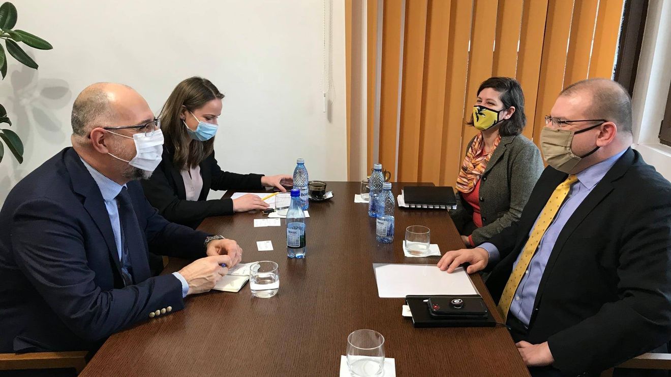 Kelemen Hunor, după întâlnirea cu David Muniz, adjunctul misiunii SUA la București: Pentru noi, maghiarii din România, e important ca Statele Unite ale Americii să fie atente în continuare la relaţia dintre majoritate şi minoritate
