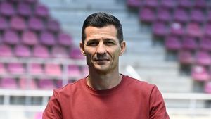 Constantin Gâlcă, noul antrenor al Rapidului