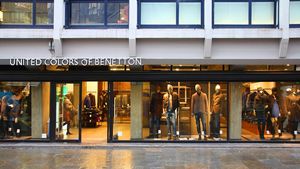Pierderi șocante pentru compania italiană Benetton, în 2023: "În câteva luni, de la 13 la 100 de milioane de euro" / Luciano Benetton: ”E un șoc care ne lasă fără suflare”