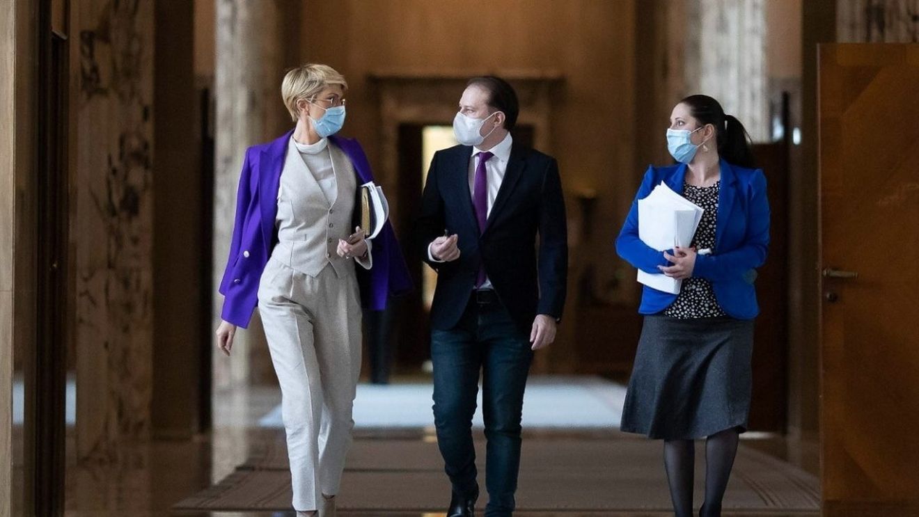 Raluca Turcan: O tărăgănare a reformelor acum, la guvernare, ar putea să ducă PNL la desfiinţare