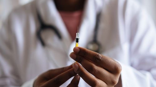 Doi medici de la Spitalul Județean de Urgență Reșița, trimiși în judecată pentru ucidere din culpă într-un dosar de culpă medicală