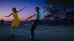Posterul filmului „La La Land” a fost modificat pentru a corecta un detaliu care îl deranja pe actorul principal Ryan Gosling
