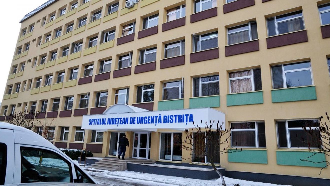 Spitalul Judeţean Bistrița reintră în carantină, pe fondul creşterii numărului pacienţilor cu COVID internaţi