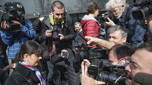 SURSE Kovesi este acuzată de Secția specială că ar fi coordonat grupul infracţional organizat de la DNA Ploieşti care ar fi încercat să ”smulgă” denunţuri de la ”nevinovați”, precum Vlăduţ Cosma, despre Dragnea, Ghiță și Ponta / Fosta şefă a DNA ar fi ordonat trimiterea în judecată a lui Sebi Ghiţă