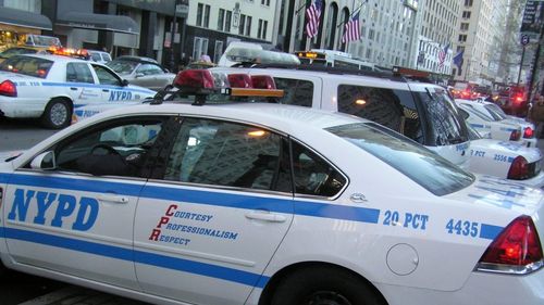 Poliţia din New York spune că nu au existat coliziuni, răniţi sau arestări în presupusa urmărire periculoasă a prinţului Harry de către paparazzi: Doar o "scenă puţin haotică"