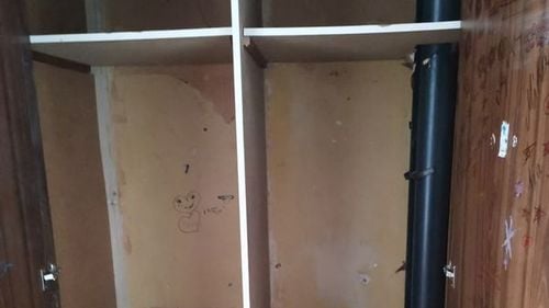 Ministrul Educației investighează organizarea Olimpiadelor naționale/ La Pitești și Craiova, elevii s-au plâns de condițiile de cazare greu de imaginat și mâncarea servită rece și pe farfurii de metal