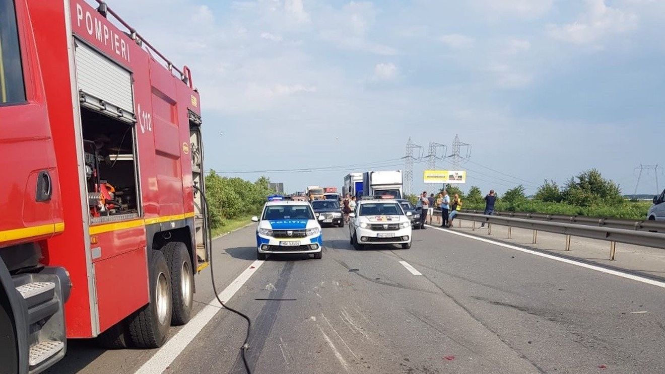 Cazul tinerilor care s-au sinucis pe autostrada București-Pitești: Părinții spun că nu ar fi fost vorba de caz penal, diferența dintre ei nu era mai mare de 5 ani / Ei ar fi fost de acord cu relația copiilor / Primar: „Am rămas șocat că la 13 ani copiilor le este făcut test de sarcină„