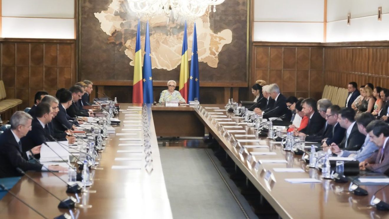 Dăncilă: Am făcut evaluarea pe opt ministere, luni la CEx vom vorbi de remaniere