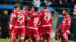 Dinamo Bucureşti a învins FC Hermannstadt, scor 2-0, în ultimul meci al etapei 29