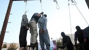 În încercarea de a reduce presiunea internațională, regimul islamic de la Teheran grațiază 139 de iranieni condamnați la moarte