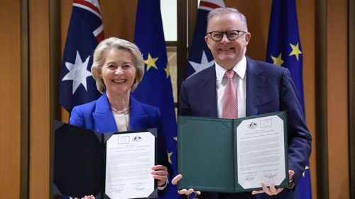 Australia și Uniunea Europeană au semnat un amplu acord de liber schimb