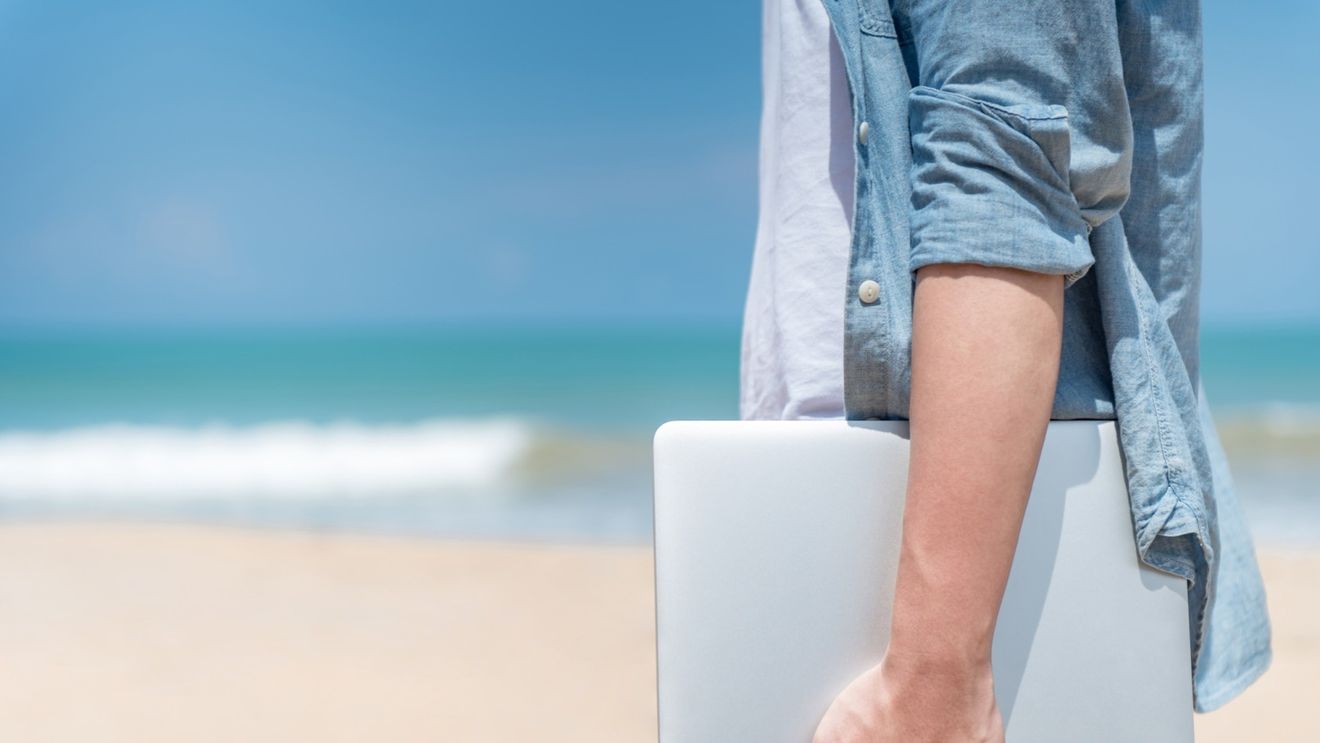 Portugalia, la ''vânătoare'' de ''nomazi digitali'' care câştigă aproape 3.000 de euro pe lună