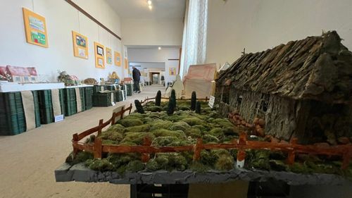 VIDEO Satul copilăriei: Expoziție de machete realizate de aproximativ 5.000 de copii din satele județului Alba