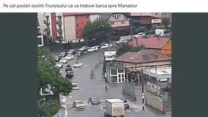 Canalizările au cedat după furtuna de joi seara la Cluj: Străzi pline de apă, mașini blocate, subsoluri și garaje inundate