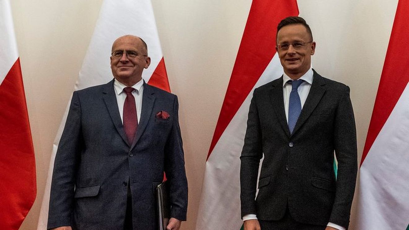Polonia și Ungaria nu vor accepta ”șantajul” privind fondurile UE, susține ministrul ungar de externe Peter Szijjarto