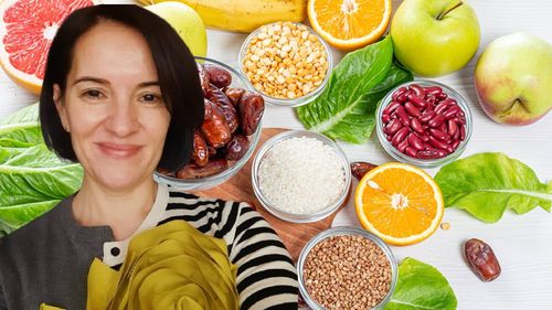 De ce este bine să mănânci salată în fiecare zi/ Tania Fântână (nutriționist): „Dacă vrei să îți fie ușor să o pregătești, păstrează în caserole de sticlă, închise ermetic, ingredientele principale, spălate, tocate, gata de a fi amestecate rapid, într-un bol”