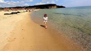 Litoralul bulgăresc, aproape gol. Hotelier: sunt mai mulţi angajați decât turişti