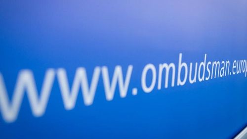 Statutul actualizat al Ombudsmanului European îi dă dreptul să deruleze anchete din proprie inițiativă și să ceară acces la informații clasificate / Noile reguli, la vot în Parlamentul European