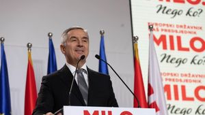 Actualul președinte Milo Djukanovic și un tânăr economist pro-european se vor confrunta în turul doi al prezidențialelor din Muntenegru