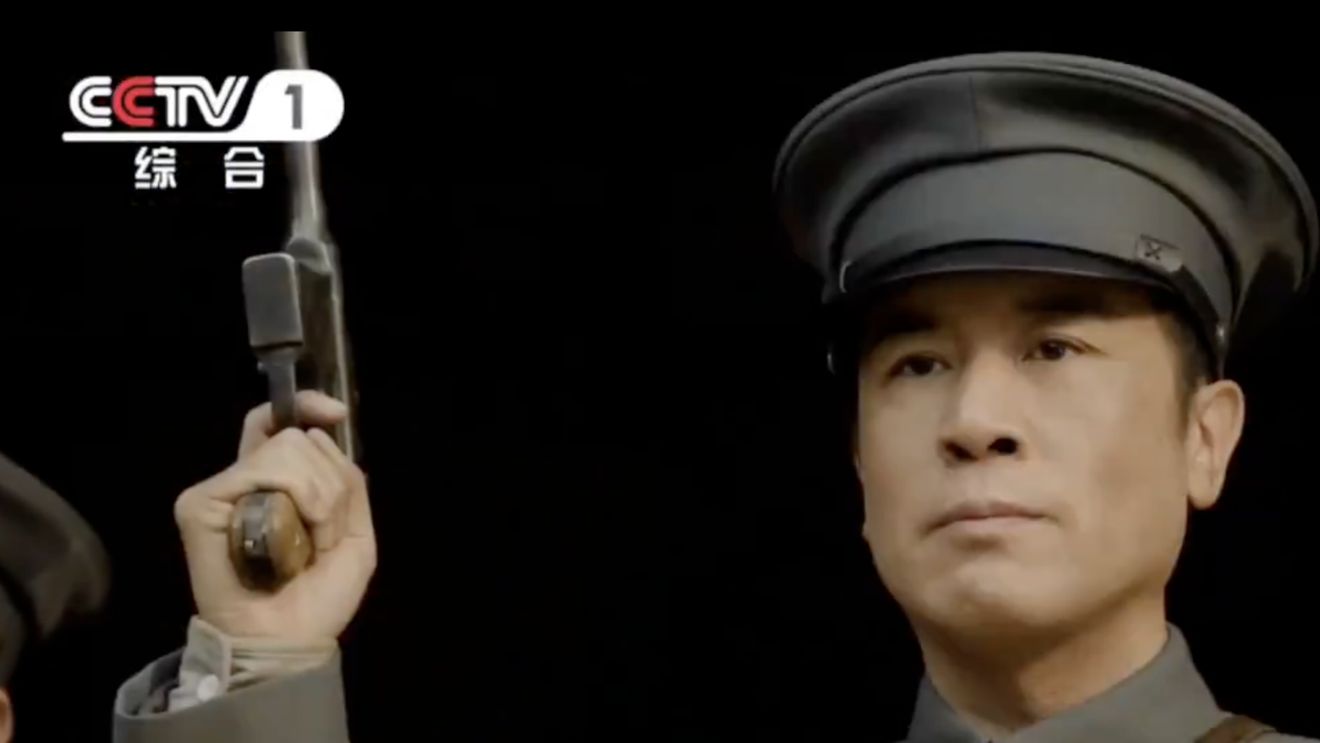 Televiziunea chineză de stat îl glorifică pe tatăl lui Xi Jinping într-un serial de 39 de episoade: “Prima capodoperă epică ce prezintă o vedere panoramică a istoriei magnifice a revoluției”