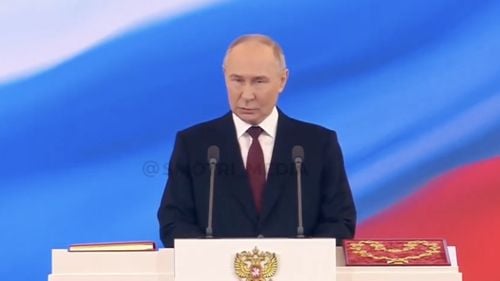 Vladimir Putin a depus jurământul pentru un al cincilea mandat de președinte al Rusiei: "Suntem o națiune unită și măreață și, împreună, vom învinge"