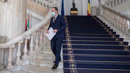 Anca Dragu îi cere demisia ministrului Finanțelor pe care îl acuză că e responsabil de ”dobânzile uriaşe pe care le plăteşte România”