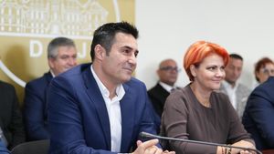SURSE Europarlamentarul Claudiu Manda, în cărți pentru funcția de secretar general al PSD / Când va fi organizat congresul care va alege noua conducere