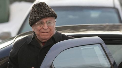 Fostul președinte al României, Ion Iliescu, mesaj la moartea lui Răzvan Theodorescu: "Îi mulţumesc că, într-o ţară în care a fi 'omul lui Iliescu' a fost, mai ales în ultimii ani, eticheta unui stigmat, Răzvan Theodorescu nu s-a dezis niciodată de această legătură"