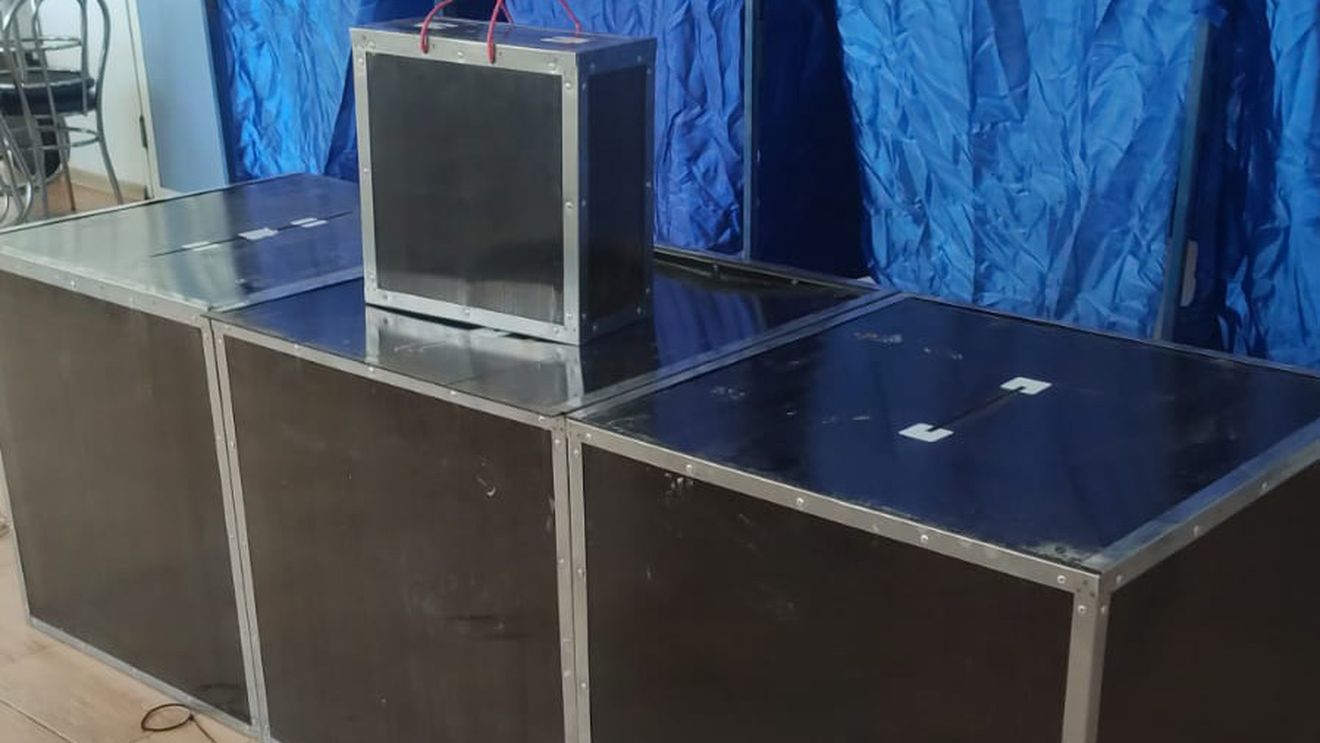 Biroul Electoral Județean anunță că Primăria Constanța nu va asigura 5 urne în fiecare secție de vot, așa cum au cerut birourile electorale / Primăria invocă ”rațiuni financiare” pentru scăderea numărului de urne de la 5 la 3 / Ce riscuri există