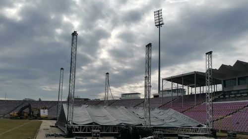 Simonis anunță că a fost desemnat câștigătorul pentru construcția stadionului „Dan Păltinşanu” din Timișoara, dar că numele firmei va fi făcut public doar după ce expiră perioada de contestații