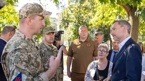 Ministrul german de finanțe, vizită la Kiev: Ucraina "nu trebuie să piardă acest război"