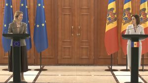 Maia Sandu a primit-o pe șefa diplomației UE în ajunul Zilei Europei, în timp ce Nicușor Dan a anulat evenimentul la care urma să participe și Roberta Metsola, șefa Parlamentului European