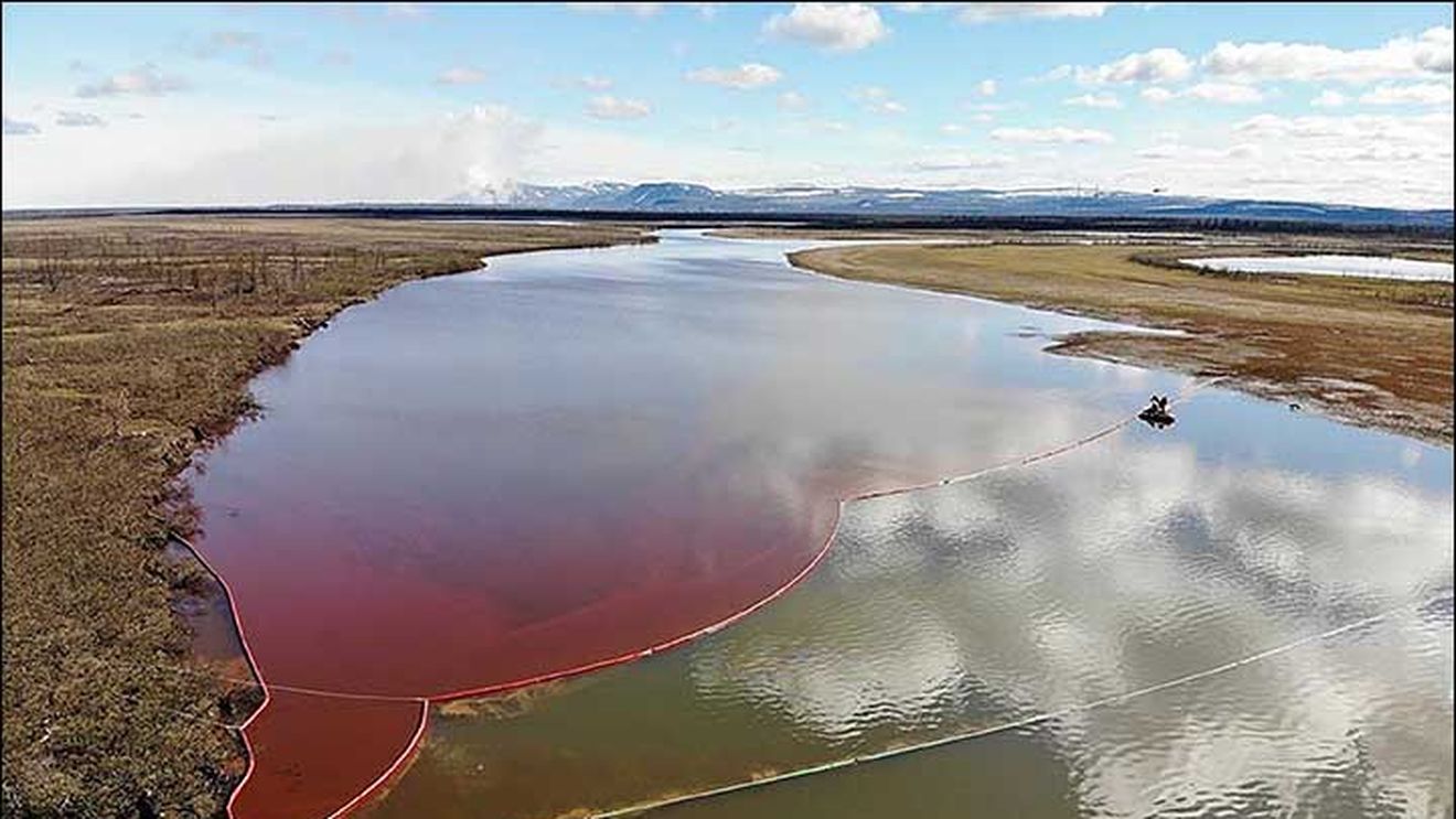 Val de căldură record din Siberia/ Temperaturile neobişnuit de ridicate din regiune sunt puse pe seama incendiilor de vegetaţie, scurgerilor de petrol şi roiurilor de insecte